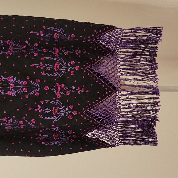 Vintage Crossing Pointe embroidered black skirt with fringe in size 10 - Picture 3 of 11